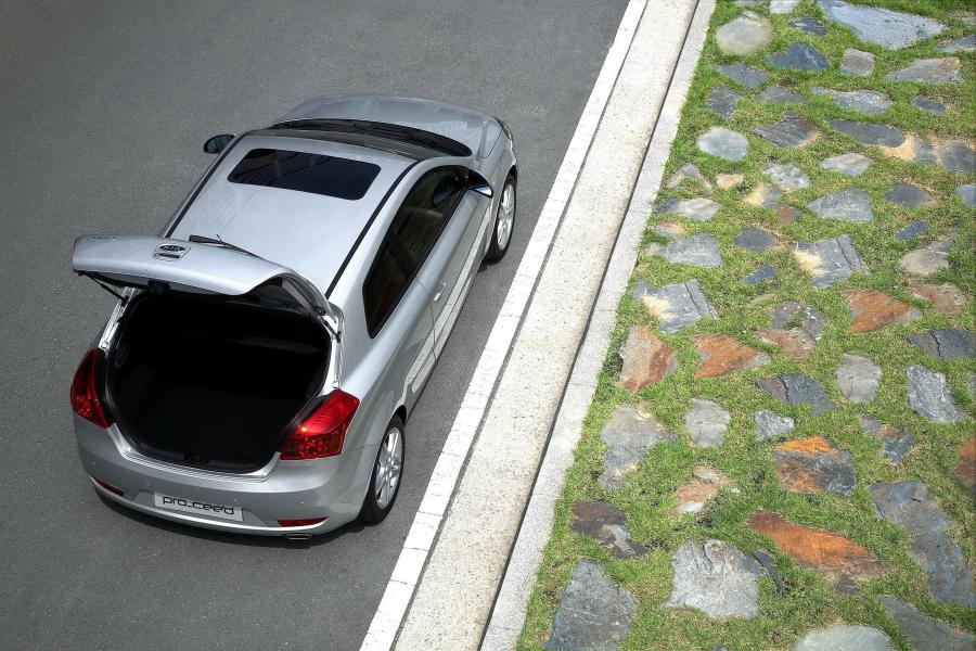  Kia pro_cee&rsquo;d 2008 года  (фото 112 из 182)